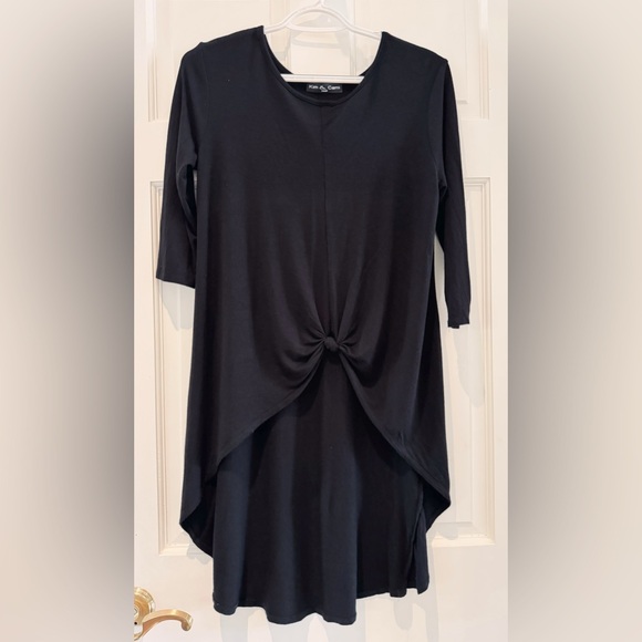 Kim & Cami Half Sleeve High-Low Hem Knotted Front Tunic – Black, Size Small - Picture 11 of 15
